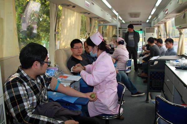 競爭惡劣，獻(xiàn)血車價格也不能成為搶奪市場的主要因素